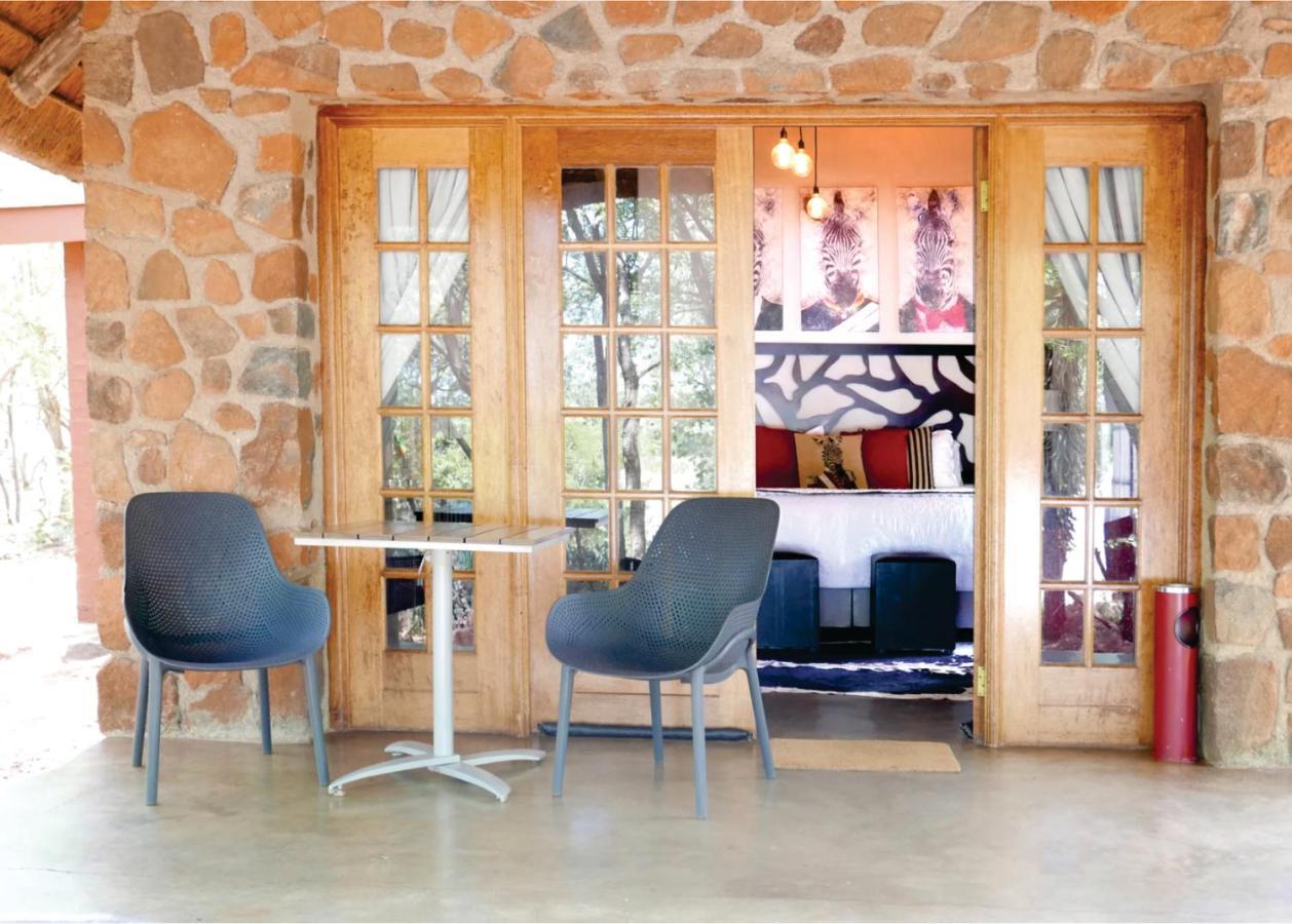 Waterside Cottages & Villas - Self Catering 哈博罗内 外观 照片