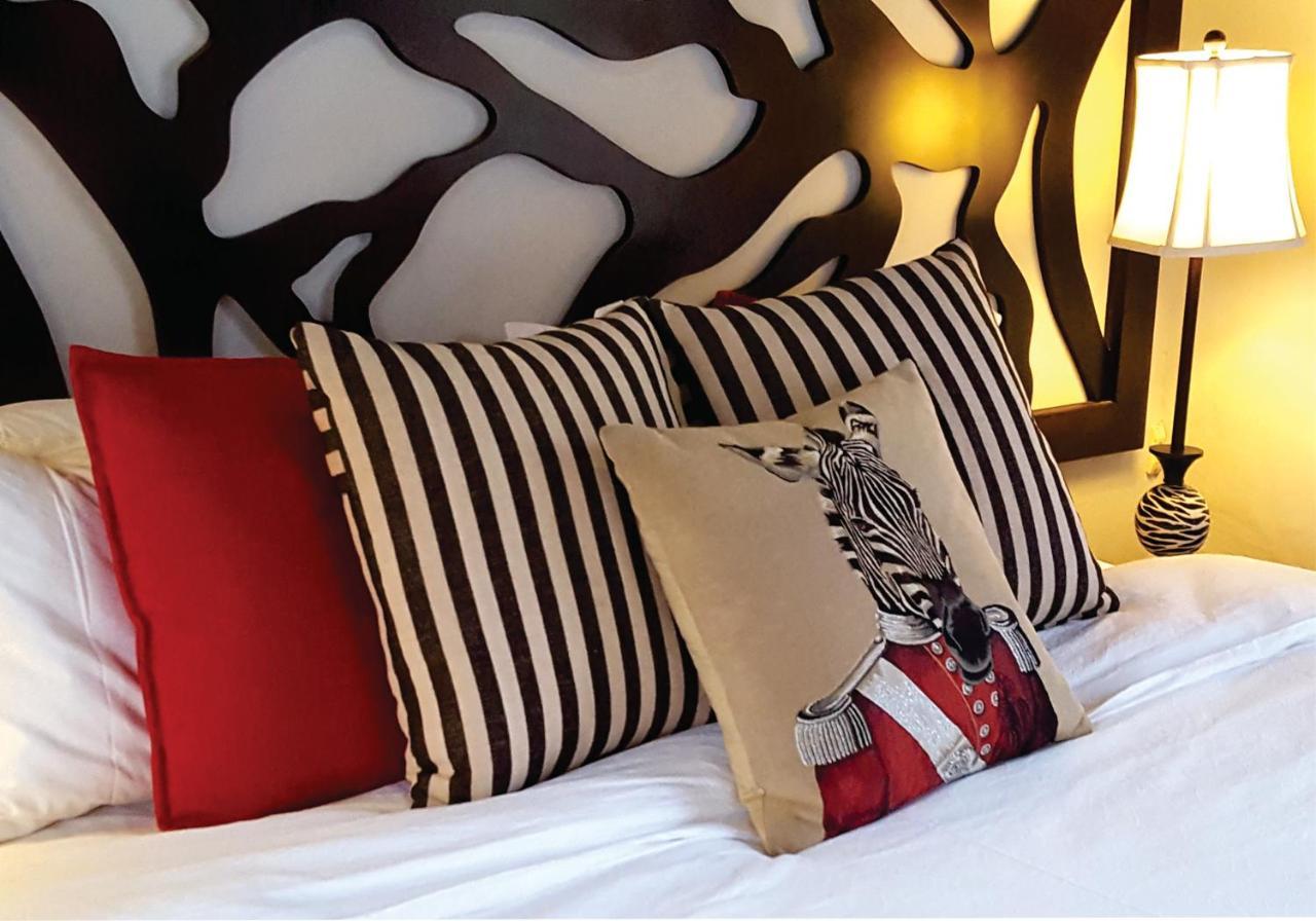 Waterside Cottages & Villas - Self Catering 哈博罗内 外观 照片